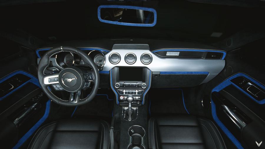 Торпедо Ford Mustang GT Convertible by Vilner 2018 года  (фото 9 из 17)